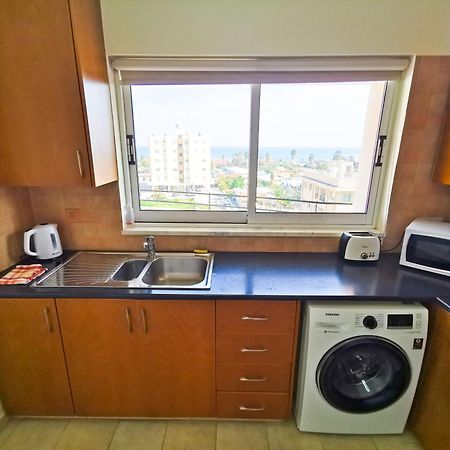 License To Chill Apartment لارنكا المظهر الخارجي الصورة